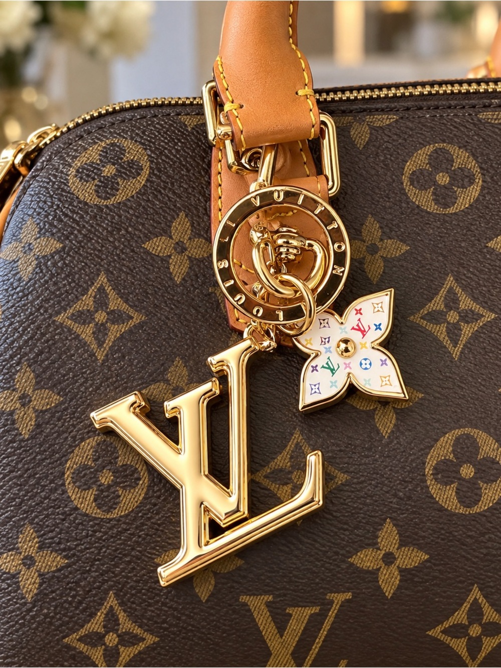 Louis Vuitton Gold-Tone
Monogram Multicolore
Keychain/Bag Charm NEW
In packaging
